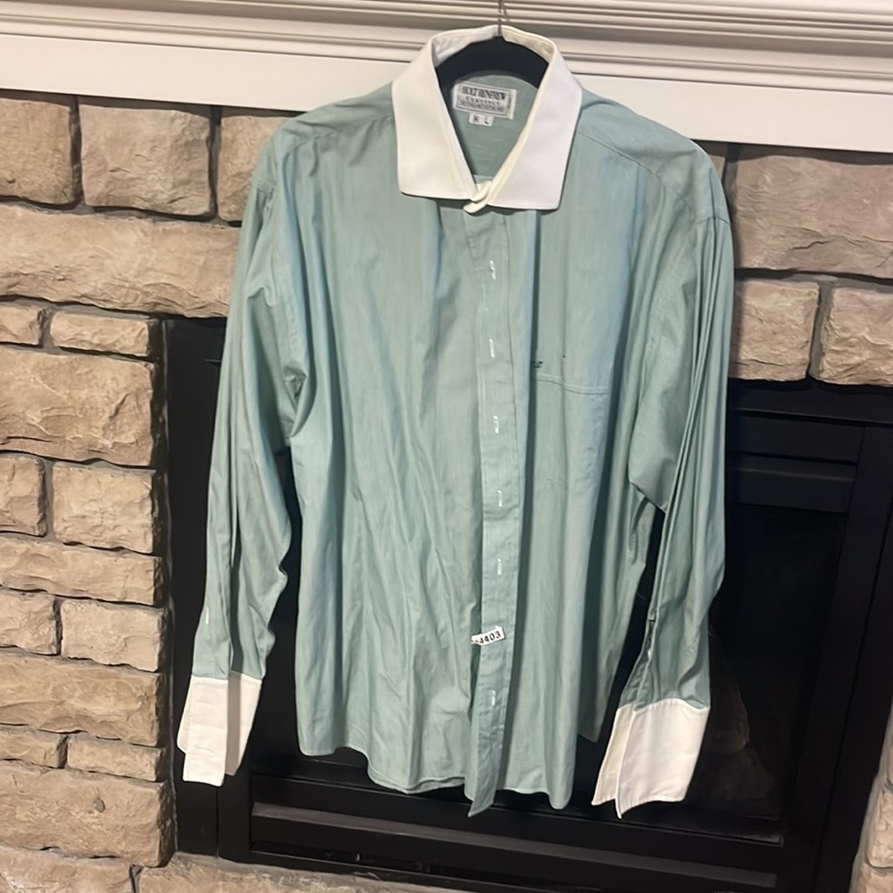 HOLT RENFREW men’s button shirt - Picture 4 of 4
